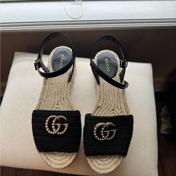 Gucci Black and Cream Espadrilles with GG Logo